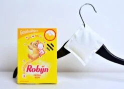 Robijn Geurbuiltjes Zwitsal 1 X 3 Stuks - Geur- Geurbuiltjes- Geurzakjes Voor In De Kledingkast -Schoonmaakserie Winkel 1200x865 2